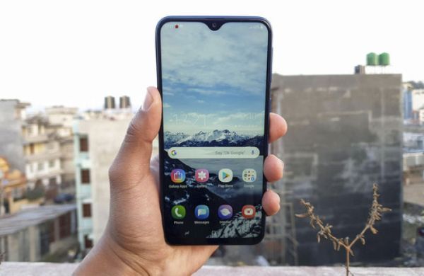 Từ ngày 17/4, Galaxy M10 sẽ có mặt tại Việt Nam qua kênh online