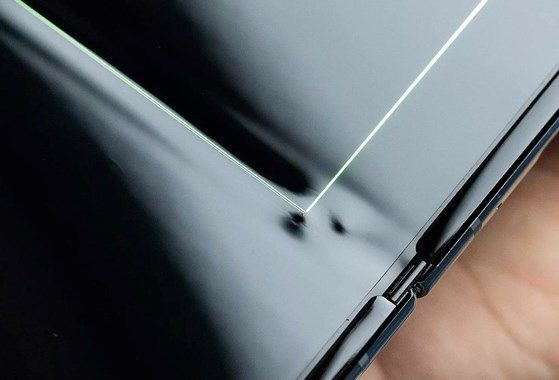 Samsung Galaxy Fold không tốt như quảng cáo