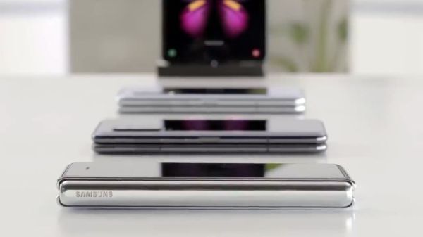 Galaxy Fold vẫn tiếp tục chưa thể đến tay khách hàng