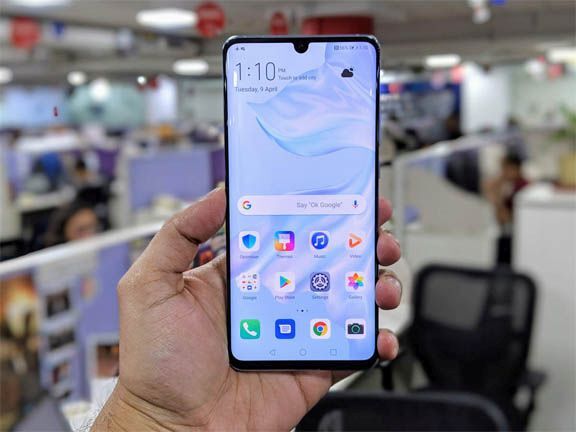 Máy tính Huawei biến mất khỏi hệ thống kinh doanh của Microsoft
