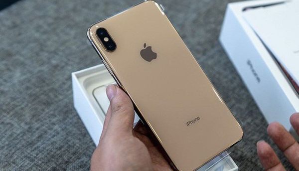 Doanh thu FPT Retail giảm mạnh vì sức mua iPhone kém