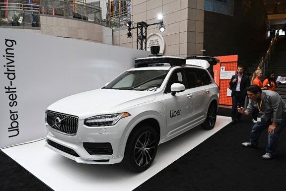 Uber mua lại công ty AI để phát triển xe tự lái