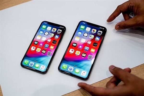 Apple hủy đơn hàng trị giá 100 triệu USD với Samsung