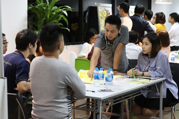 Các CO-WELLer thường xuyên được phát triển bản thân thông qua đào tạo nội bộ