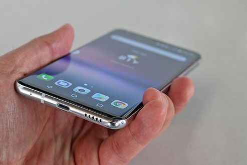 LG V30 bắt đầu nhận bản cập nhật Android Pie