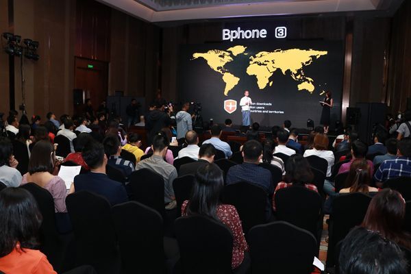 Bkav, Myanmar, Bphone, Bphone 3,