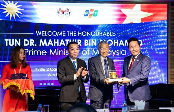 Một quốc gia nếu bỏ qua công nghệ thì sẽ bị 