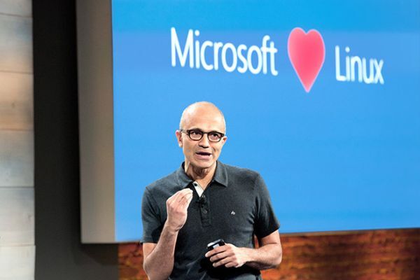 Microsoft cởi mở hơn với Linux