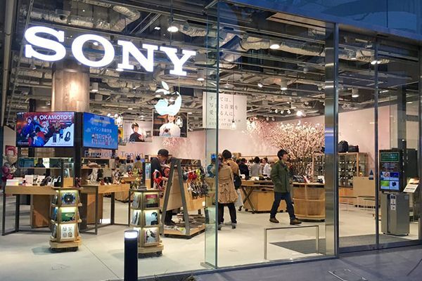 Chậm bắt nhịp với xu hướng thị trường là một trong những nguyên nhân khiến Sony kinh doanh bết bát ở mảng di động
