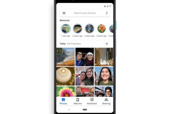 Google cũng bắt đầu muốn kiếm tiền từ dịch vụ ăn theo Google Photos
