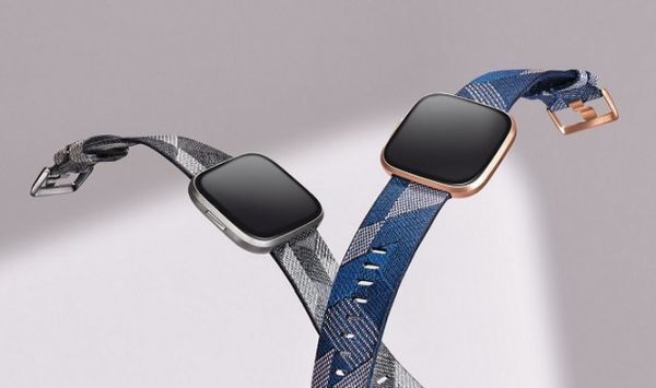 Fitbit lận đận, muốn được bán mình cho Google