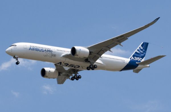Hành khách đi máy bay A350 sắp được sử dụng wifi