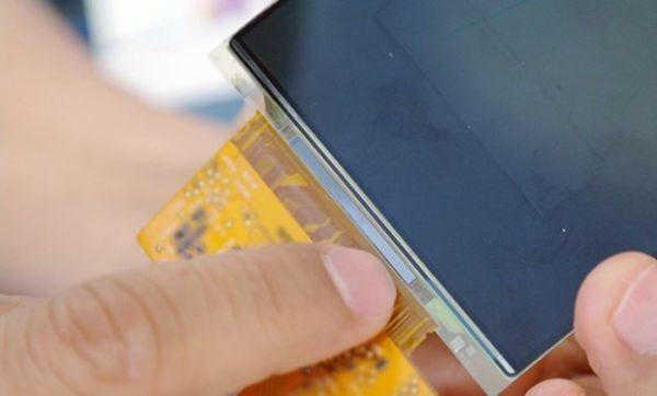 Samsung tụt xuống vị trí hai về doanh số bán chip trong năm 2019