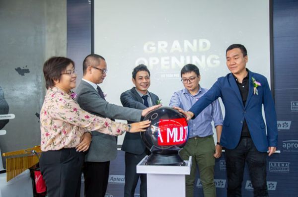 Thời khắc Arena Multimedia Trần Phú chính thức mở cửa, chào đón những thành viên mới gia nhập vào cộng đồng sáng tạo.