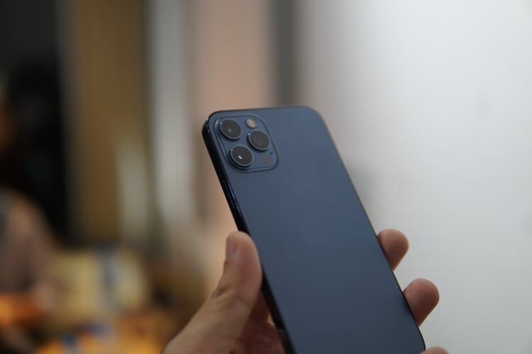 Trên tay iPhone 12, iPhone 12 Pro đầu tiên tại Việt Nam