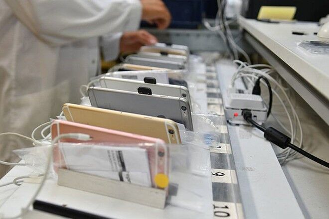 Apple kiện công ty tái chế vì trộm cắp hơn 100.000 iPhone, iPad và Watch