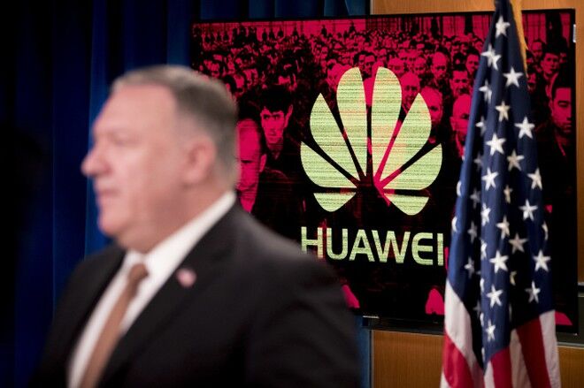 Huawei: Anh nên bỏ lệnh cấm 5G sau cuộc bầu cử Mỹ