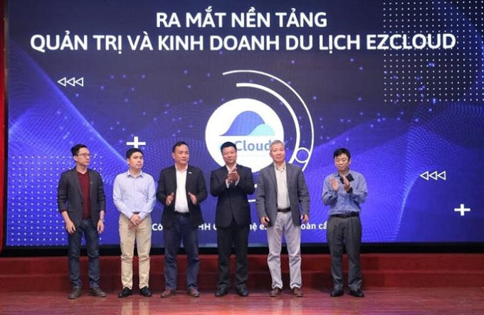 Ra mắt nền tảng quản trị và kinh doanh du lịch ezCloud
