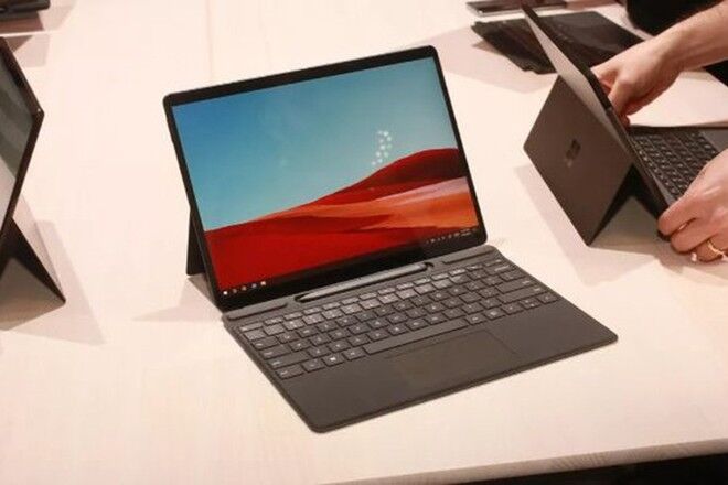 Microsoft bắt đầu sử dụng chip xử lý dựa trên ARM vào năm ngoái 