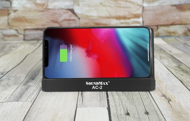 SoundMax trình làng loa nghe nhạc kiêm dock sạc không dây 