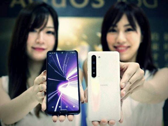 Sharp trình làng smartphone R5G cạnh tranh Galaxy S20