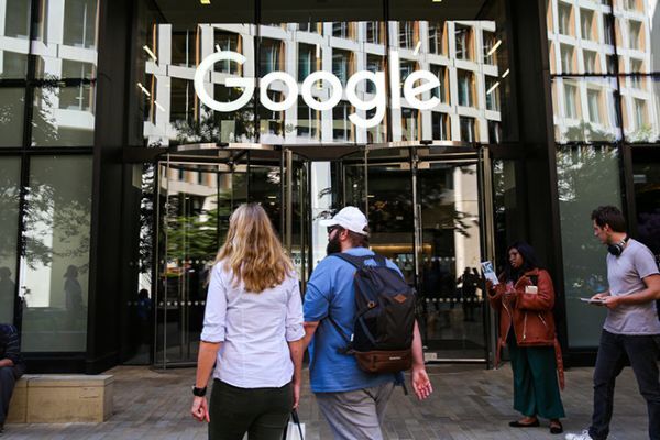 Google đang tìm cách xoa dịu những lo lắng độc quyền từ các lãnh đạo EU