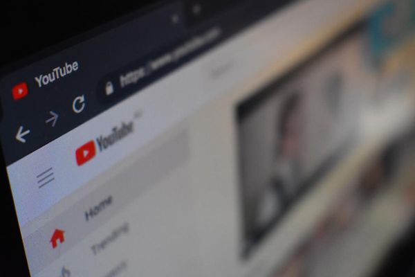 YouTube trên nền web sẽ chỉ có giao diện duy nhất