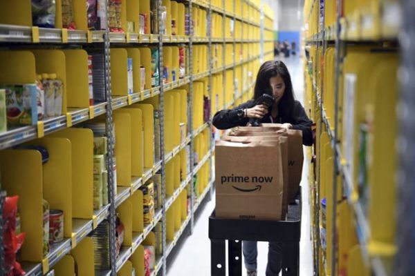 AI Amazon dự đoán chất lượng sản phẩm từ phản hồi khách hàng