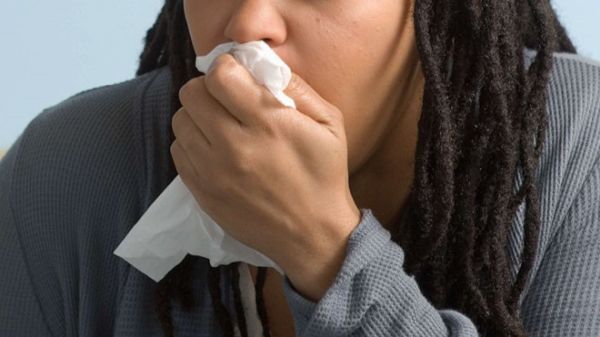 Ho, sốt và khó thở là những biểu hiện thường có trên các bệnh nhân dương tính với Covid-19