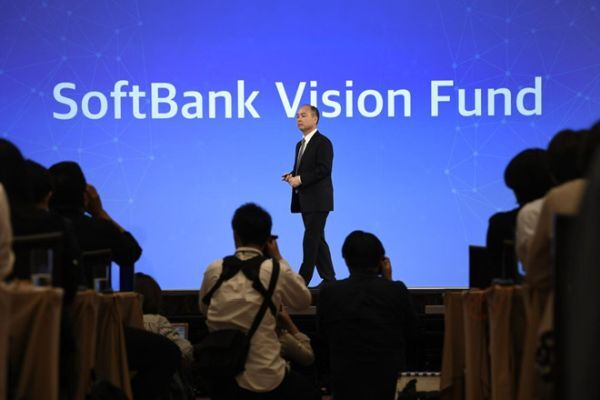 SoftBank huy động 10 tỉ USD hỗ trợ doanh nghiệp chống dịch Covid-19