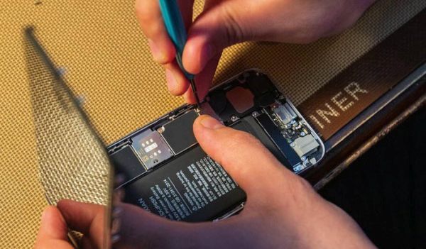 Apple Store thiếu linh kiện thay thế vì virus corona