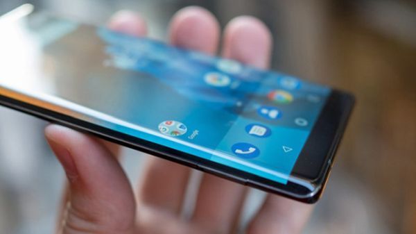 Android 10 đã chính thức đến với Nokia 8 Sirocco
