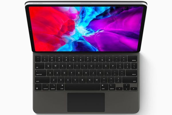Tin giả trên internet lan nhanh và nguy hiểm không kém Covid-19