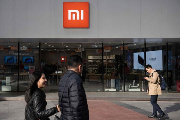 Xiaomi lấy Huawei làm công cụ PR tại châu Âu