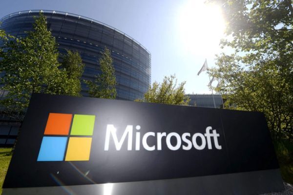 Microsoft mua tên miền corp.com để tránh các sự cố bảo mật