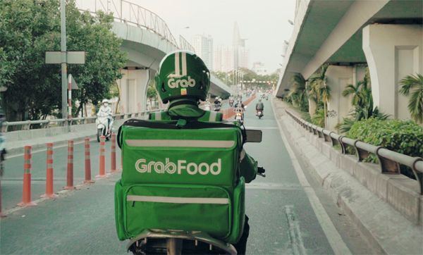 hành vi người dùng, Grab, thói quen tiêu dùng, thanh toán không tiền mặt, Moca, 