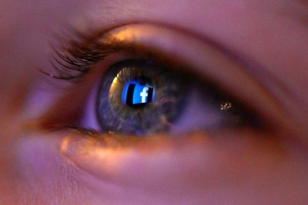 Facebook muốn dùng AI chống hành vi gây thù địch