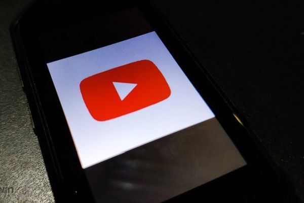 YouTube cho thiết bị di động có thể báo giờ đi ngủ