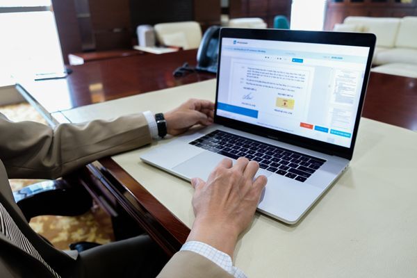 FPT ra mắt giải pháp ký hợp đồng điện tử FPT.eContract