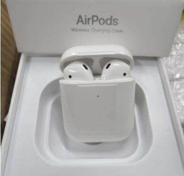 Mỹ tịch thu lô hàng AirPod giả từ Trung Quốc
