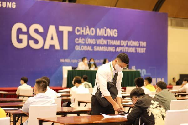 Hơn 2.000 cử nhân tham dự kỳ thi tuyển dụng GSAT 2020 của Samsung