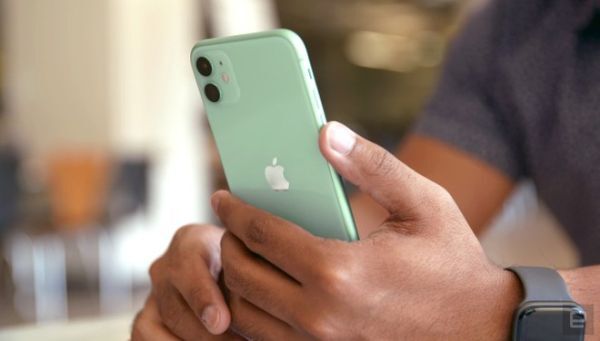 Ít nhất 53 ứng dụng đang xem lén clipboard trên iPhone