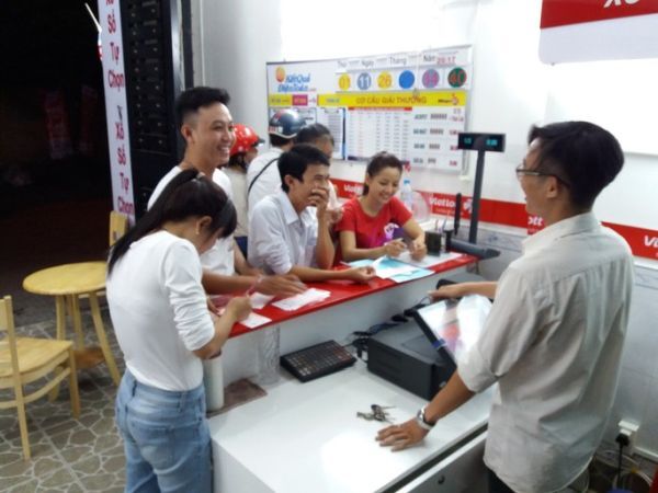 Thay vì đến điểm bán hàng, dự kiến cuối năm 2020, người tiêu dùng sẽ mua vé Vietlott qua tin nhắn điện thoại