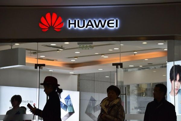 Huawei tiếp tục là nhà sản xuất điện thoại lớn nhất thế giới