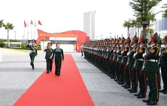 Chủ tịch Quốc hội Nguyễn Thị Kim Ngân yêu cầu Viettel tiếp tục tiên phong kiến tạo cuộc sống số tại Việt Nam