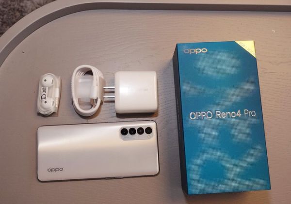 Lộ diện Reno4 Pro hỗ trợ sạc siêu nhanh SuperVOOC 65W