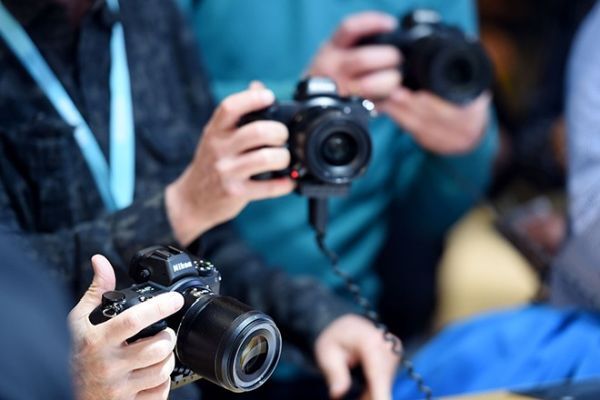 Sony cho phép dùng máy ảnh làm webcam trên Windows 10