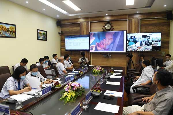  Viettel, khám bệnh từ xa, mổ tim trực tuyến, Viettel Telehealth, phẫu thuật từ xa, BV Tim Hà Nội