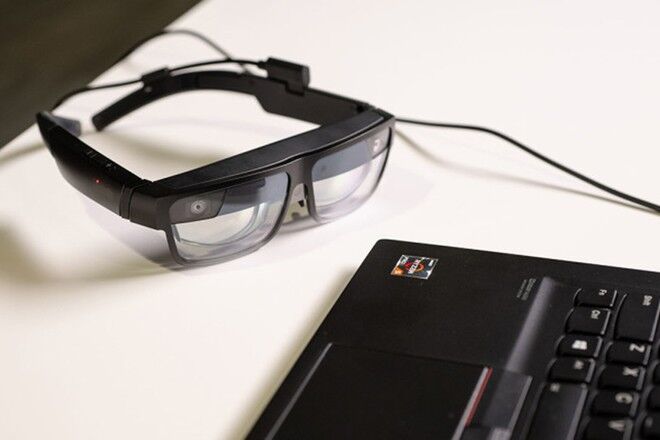 Lenovo ra mắt kính thông minh ThinkReality A3 dùng Snapdragon XR1