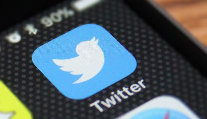Twitter ra mắt chương trình Birdwatch chống tin giả